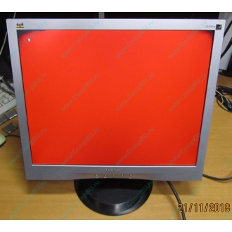 Монитор 19" ViewSonic VA903 с дефектом изображения (битые пиксели по углам) - Ангарск.